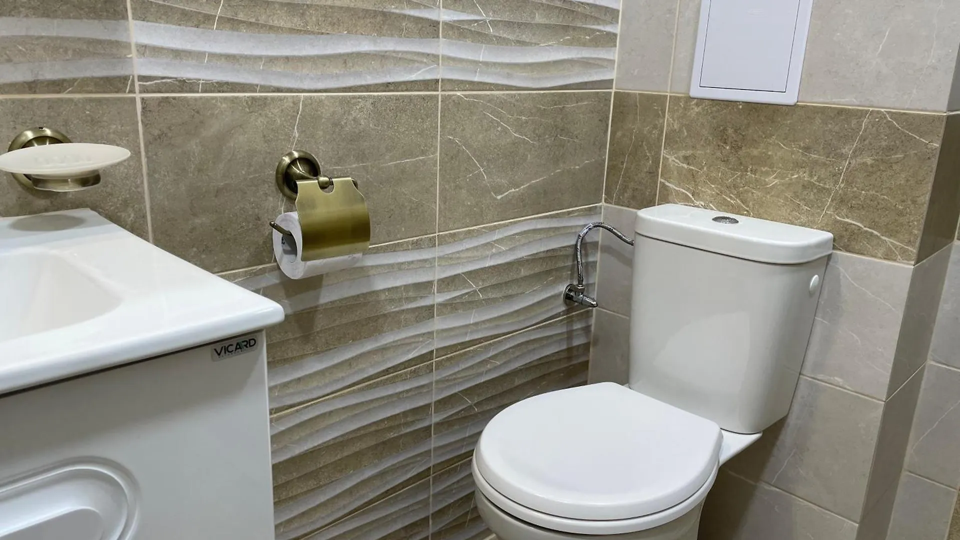 Lion1, Schwarzmeertraum, Stilvoll, 7 Minuten Zum Strand, Wlan Gratis Burgas City