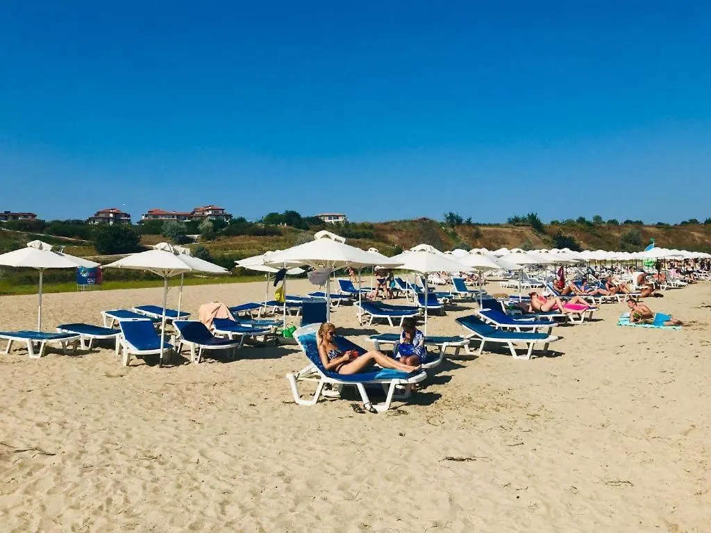 Lion1, Schwarzmeertraum, Stilvoll, 7 Minuten Zum Strand, Wlan Gratis Burgas City
